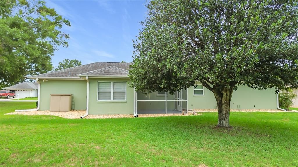 For Sale: $259,900 (2 beds, 2 baths, 1225 Square Feet)