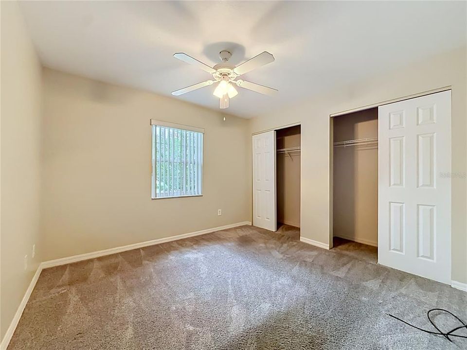 For Sale: $259,900 (2 beds, 2 baths, 1225 Square Feet)