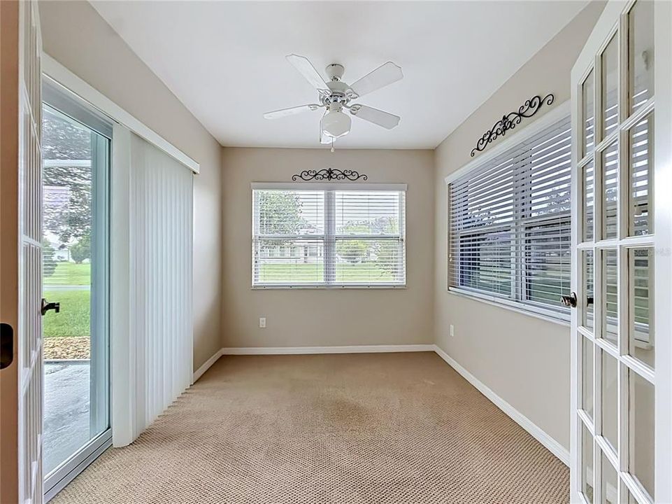 For Sale: $259,900 (2 beds, 2 baths, 1225 Square Feet)