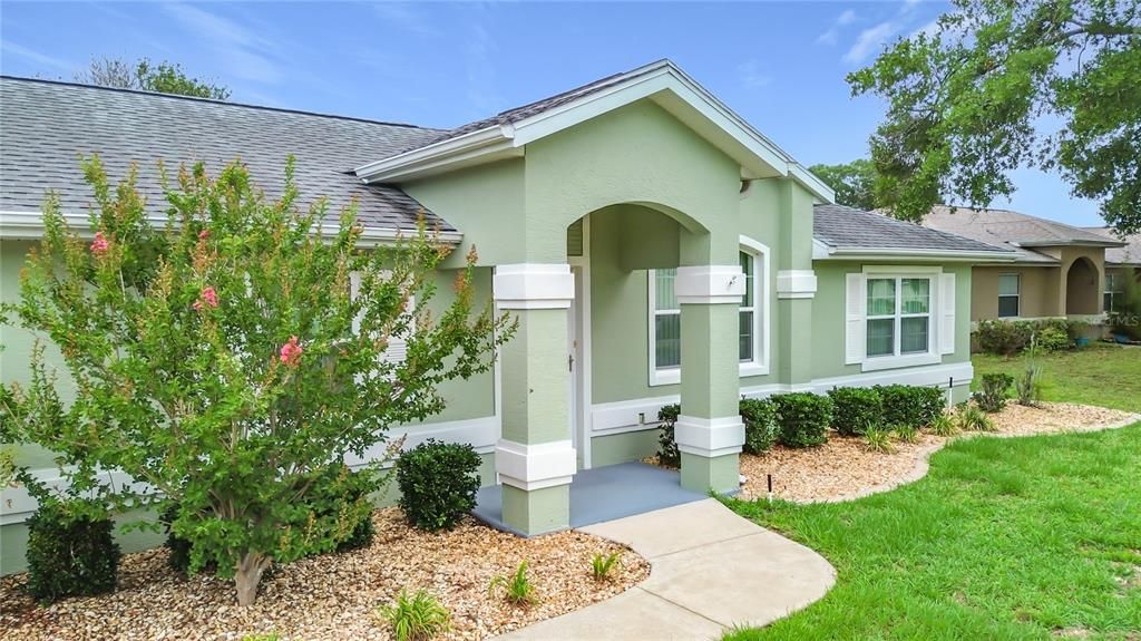 For Sale: $259,900 (2 beds, 2 baths, 1225 Square Feet)