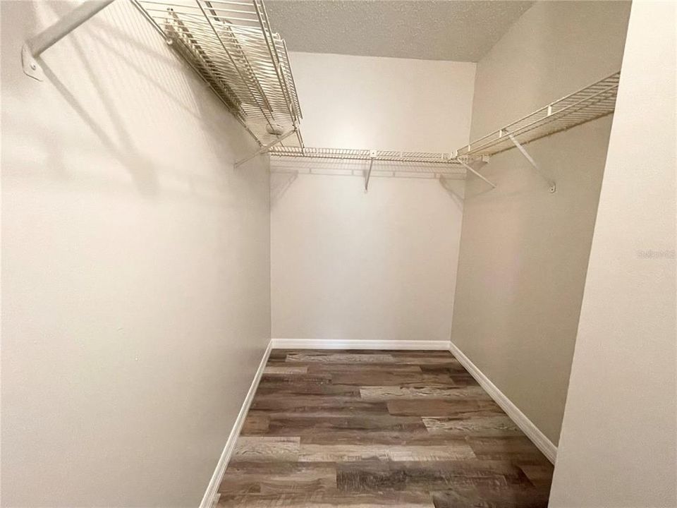 En Renta: $1,600 (2 camas, 2 baños, 979 Pies cuadrados)