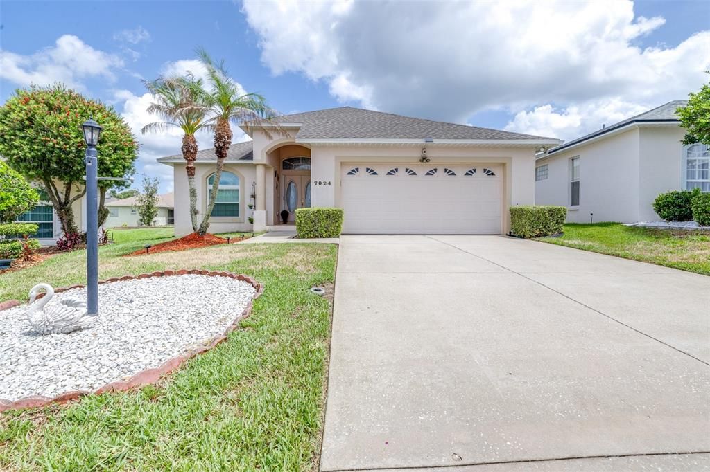 For Sale: $349,000 (3 beds, 2 baths, 1682 Square Feet)