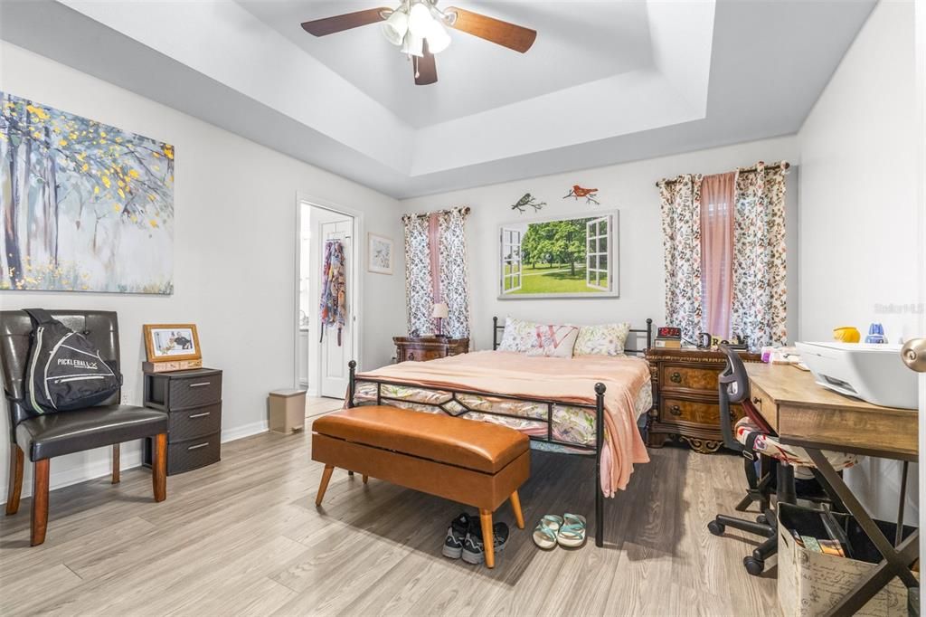 For Sale: $349,000 (3 beds, 2 baths, 1682 Square Feet)