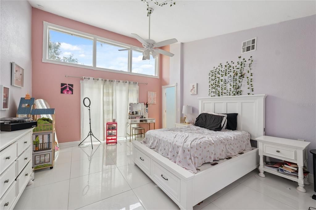 В аренду: $3,500 (4 спален, 2 ванн, 2111 Квадратных фут)