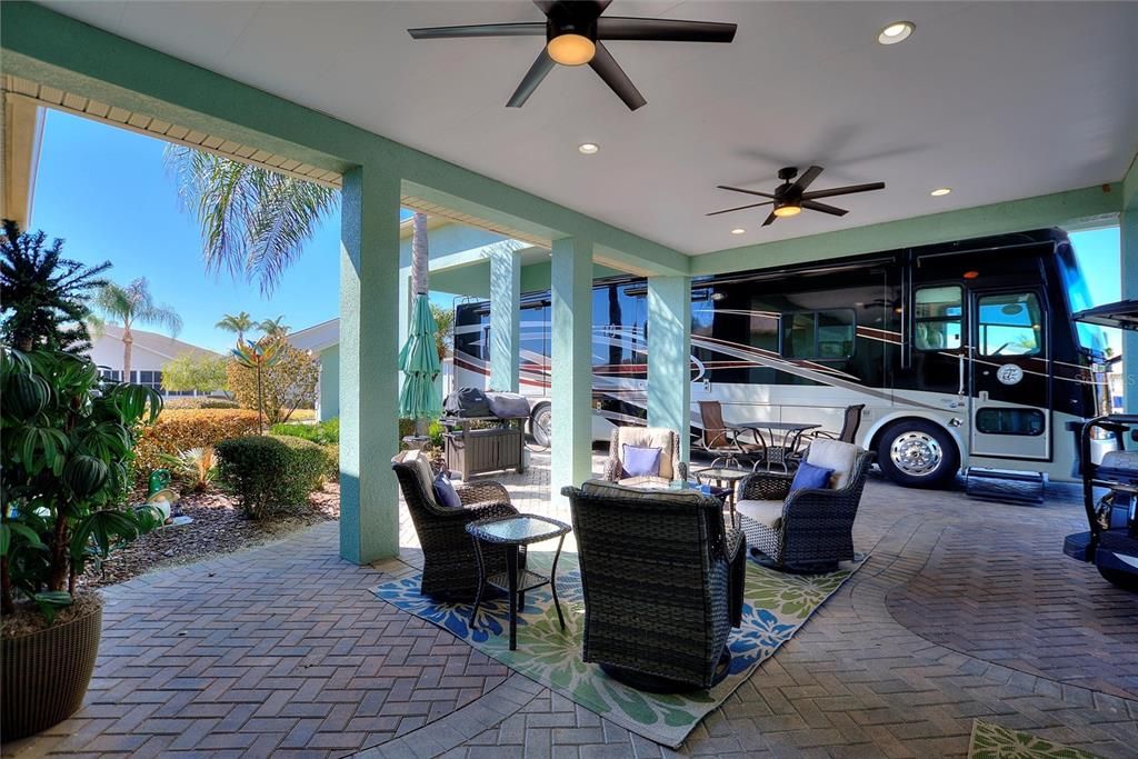 For Sale: $473,750 (1 beds, 1 baths, 1056 Square Feet)