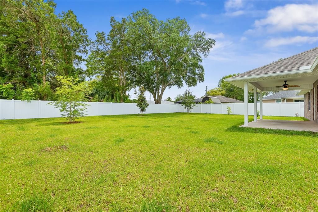 En Venta: $336,000 (3 camas, 2 baños, 1564 Pies cuadrados)