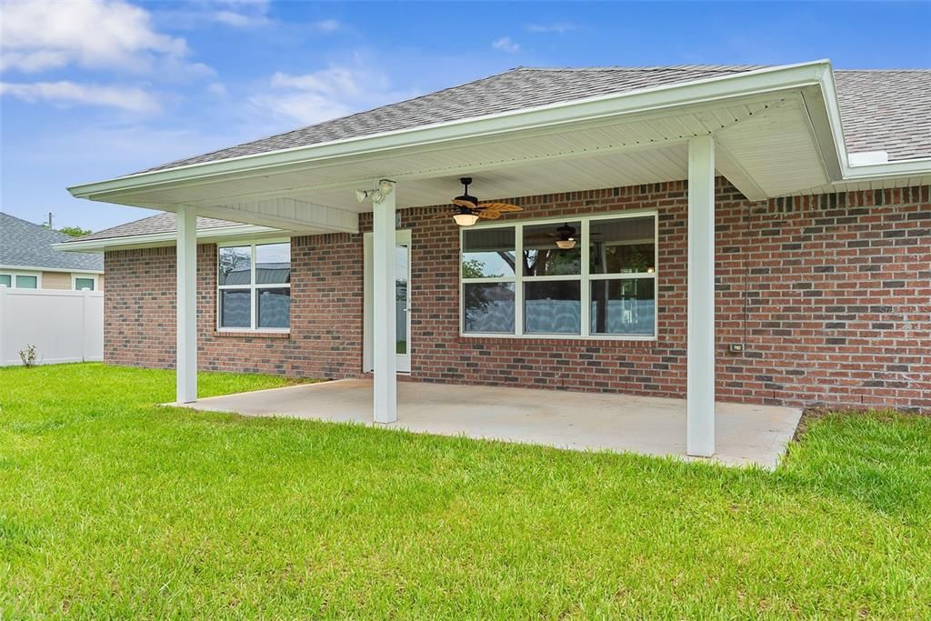 En Venta: $336,000 (3 camas, 2 baños, 1564 Pies cuadrados)