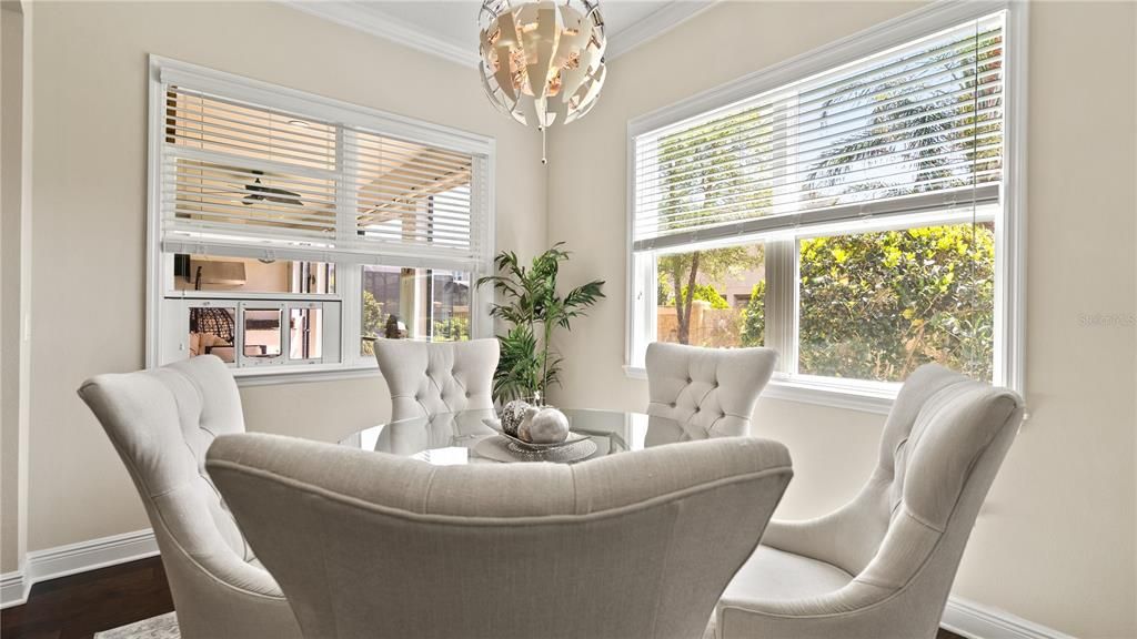 For Sale: $1,275,000 (6 beds, 5 baths, 4816 Square Feet)