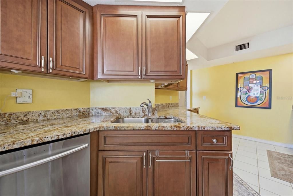 For Sale: $799,000 (3 beds, 2 baths, 1854 Square Feet)