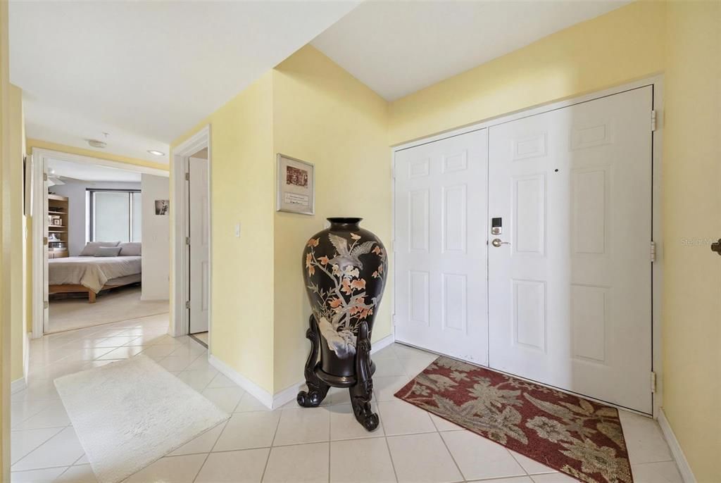 For Sale: $799,000 (3 beds, 2 baths, 1854 Square Feet)