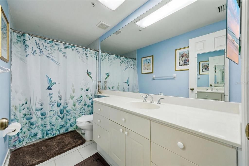 For Sale: $799,000 (3 beds, 2 baths, 1854 Square Feet)