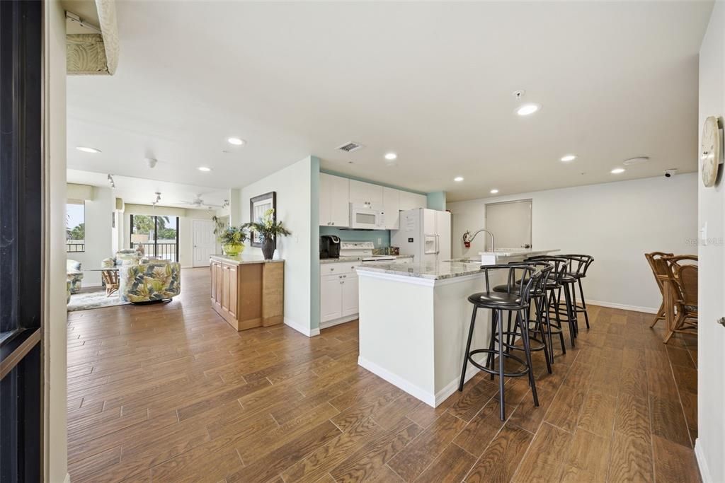 For Sale: $799,000 (3 beds, 2 baths, 1854 Square Feet)