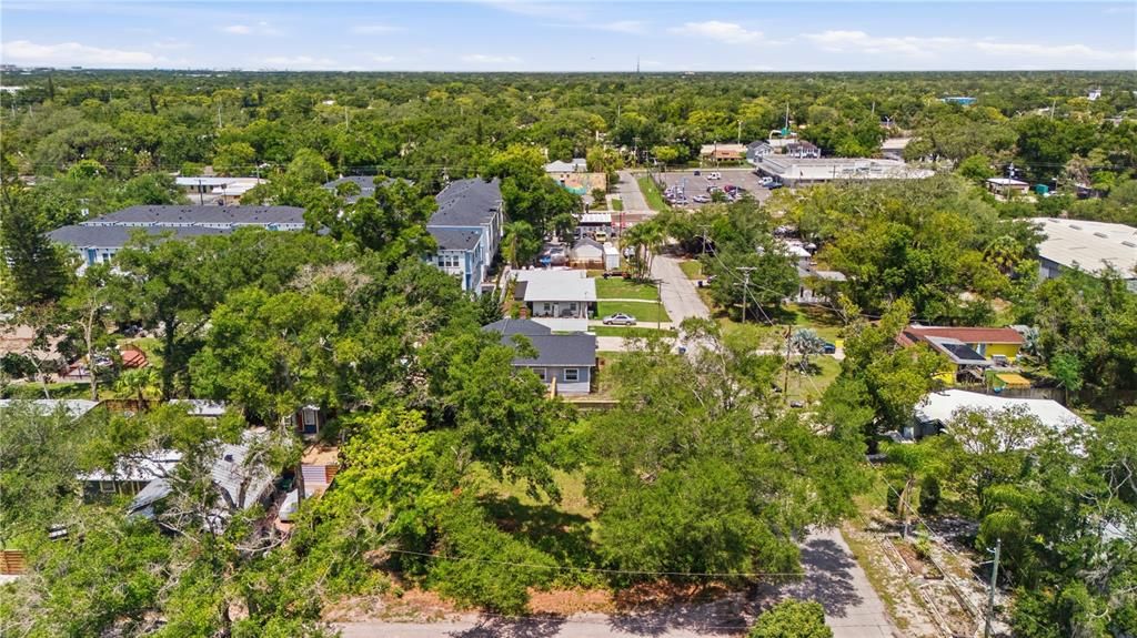 待售: $290,000 (0.21 acres)