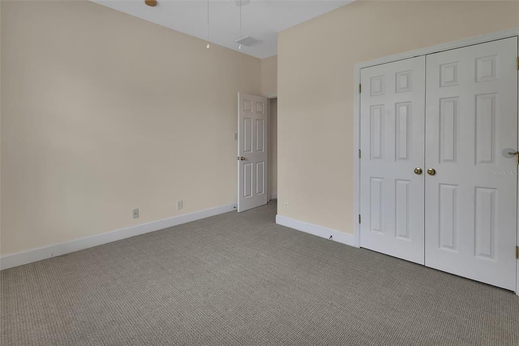En Venta: $374,900 (3 camas, 2 baños, 1735 Pies cuadrados)