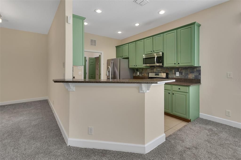 En Venta: $374,900 (3 camas, 2 baños, 1735 Pies cuadrados)