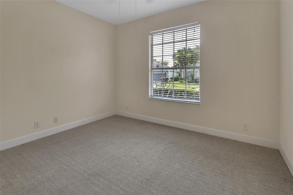 En Venta: $374,900 (3 camas, 2 baños, 1735 Pies cuadrados)