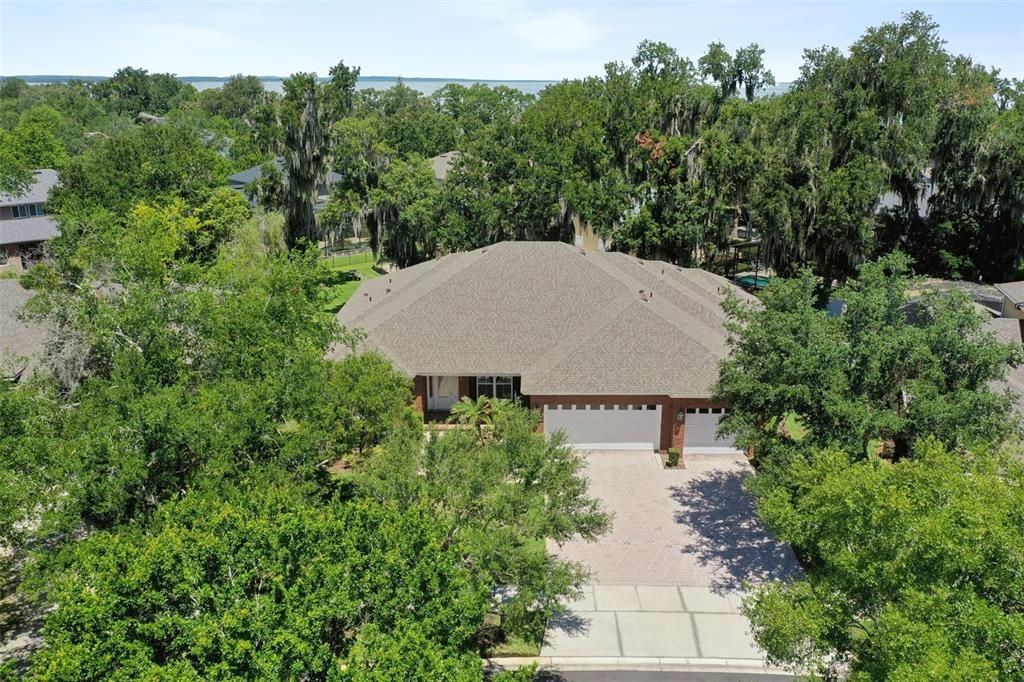 For Sale: $1,200,000 (4 beds, 3 baths, 3512 Square Feet)