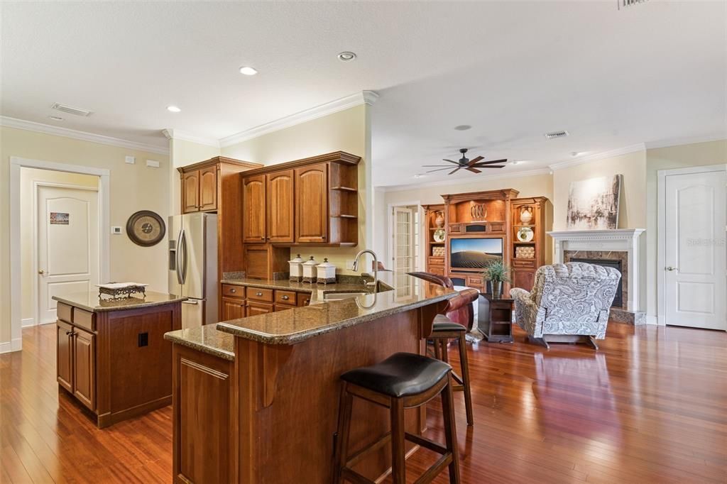 For Sale: $1,200,000 (4 beds, 3 baths, 3512 Square Feet)