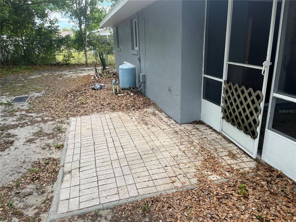 Active With Contract: $299,950 (3 beds, 2 baths, 1771 Square Feet)