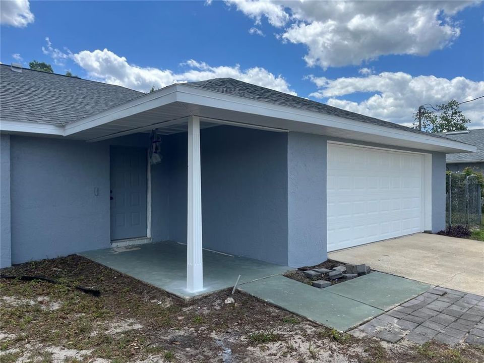Active With Contract: $299,950 (3 beds, 2 baths, 1771 Square Feet)