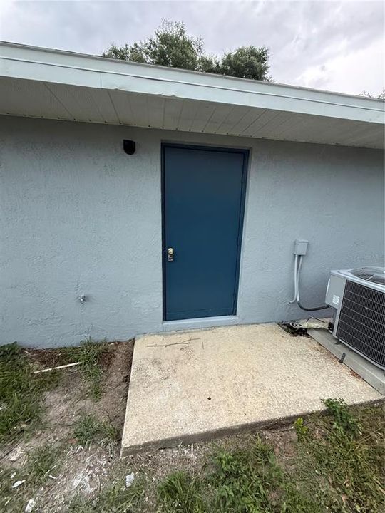Active With Contract: $299,950 (3 beds, 2 baths, 1771 Square Feet)