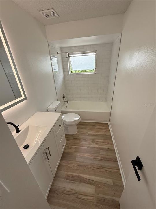 Active With Contract: $299,950 (3 beds, 2 baths, 1771 Square Feet)