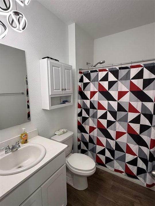 En Venta: $394,900 (5 camas, 3 baños, 2542 Pies cuadrados)