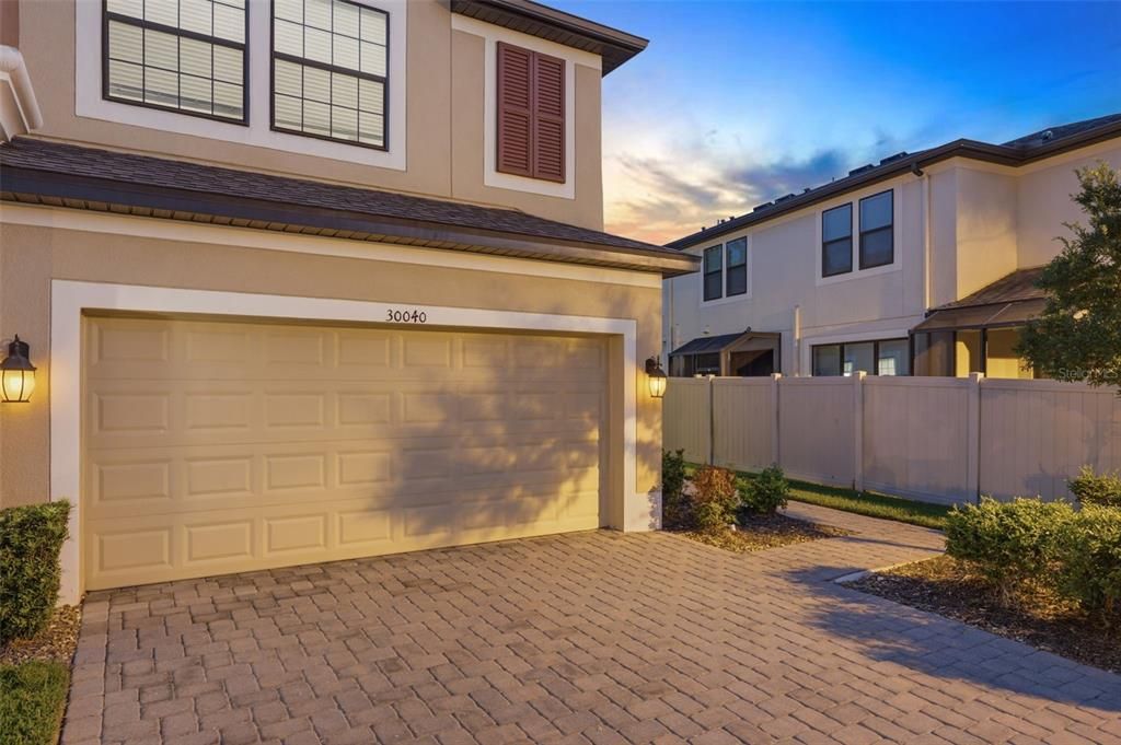 For Sale: $376,900 (3 beds, 2 baths, 2153 Square Feet)