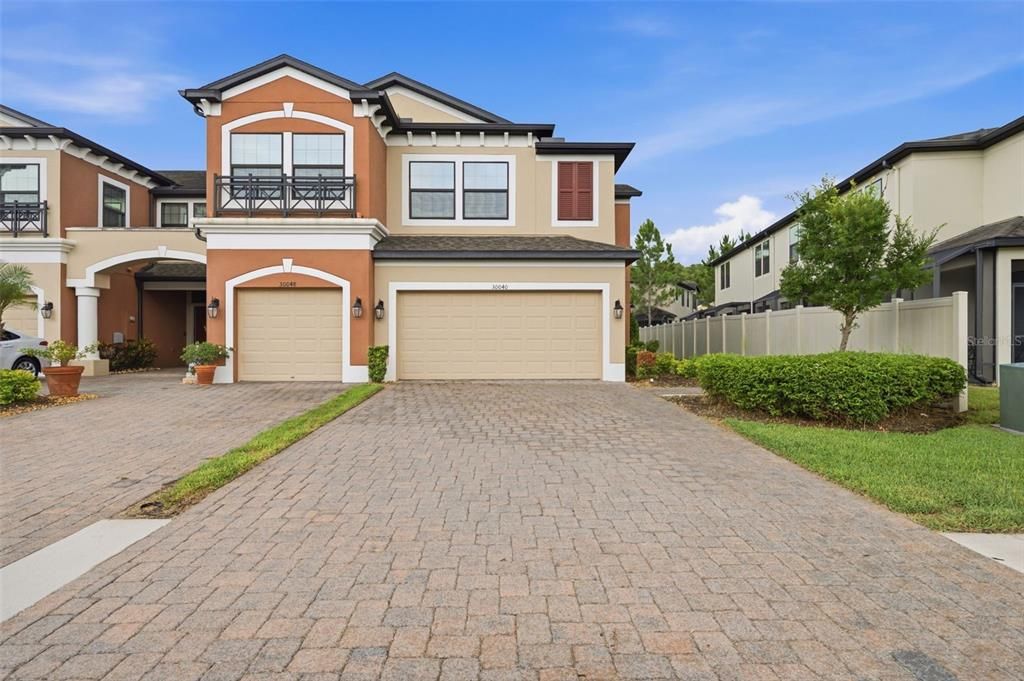 For Sale: $376,900 (3 beds, 2 baths, 2153 Square Feet)