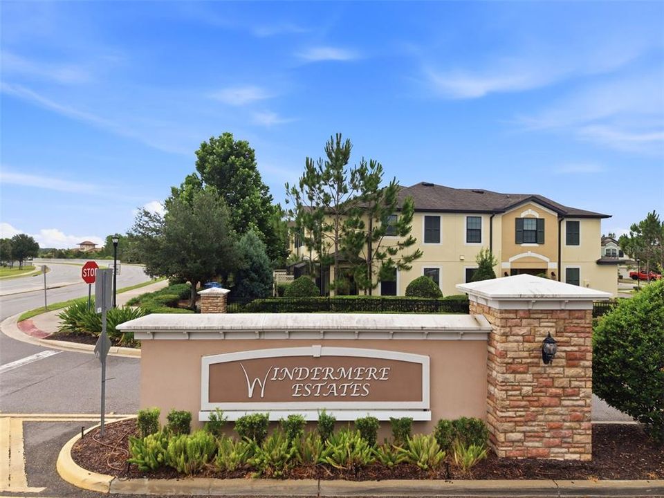 For Sale: $376,900 (3 beds, 2 baths, 2153 Square Feet)