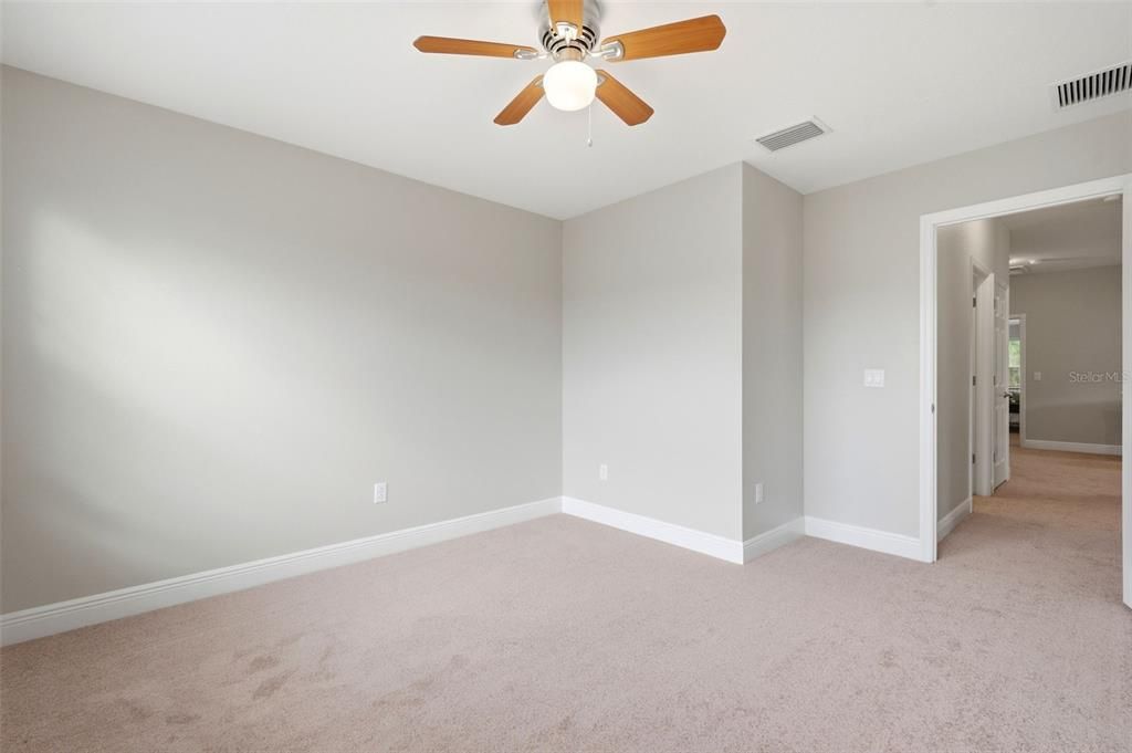 For Sale: $376,900 (3 beds, 2 baths, 2153 Square Feet)