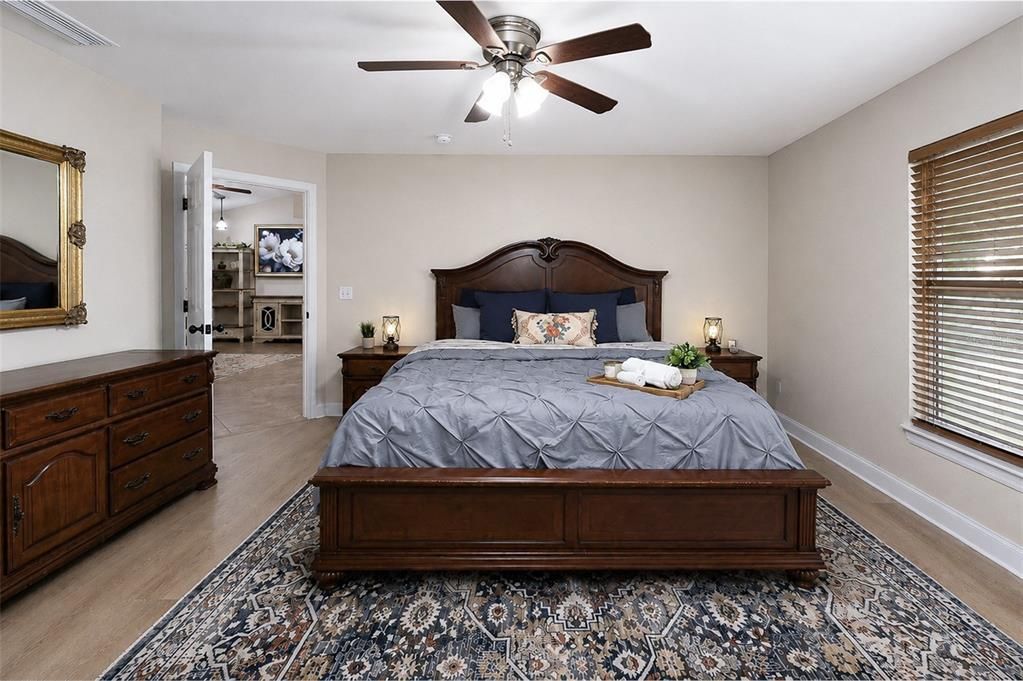 For Sale: $374,975 (3 beds, 2 baths, 1420 Square Feet)