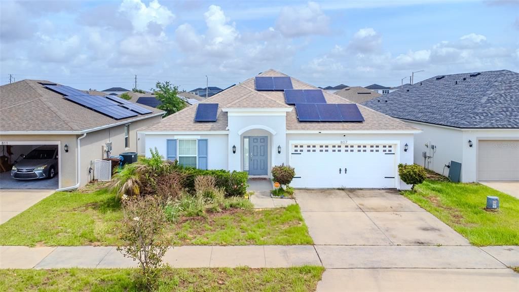 For Sale: $330,900 (4 beds, 2 baths, 1959 Square Feet)