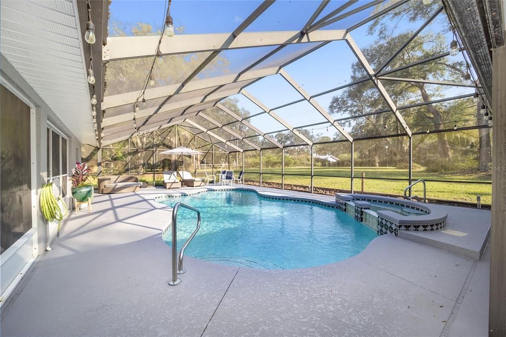 For Sale: $695,000 (4 beds, 3 baths, 2660 Square Feet)