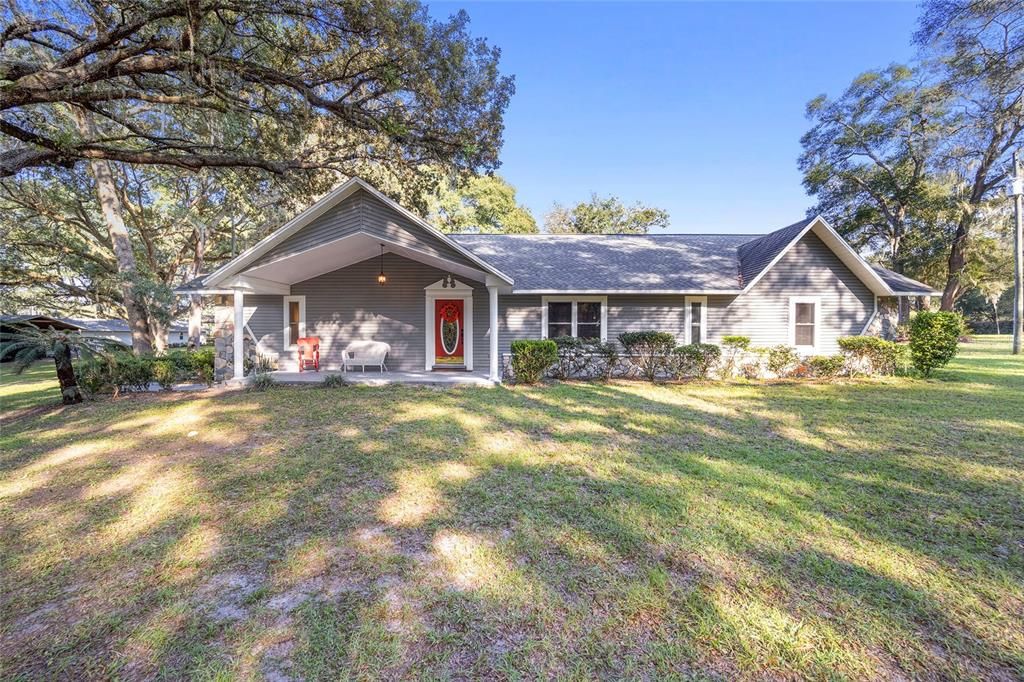 For Sale: $695,000 (4 beds, 3 baths, 2660 Square Feet)