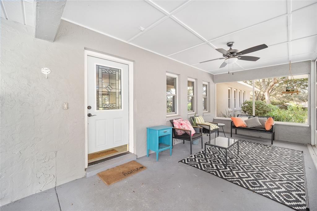 For Sale: $695,000 (4 beds, 3 baths, 2660 Square Feet)