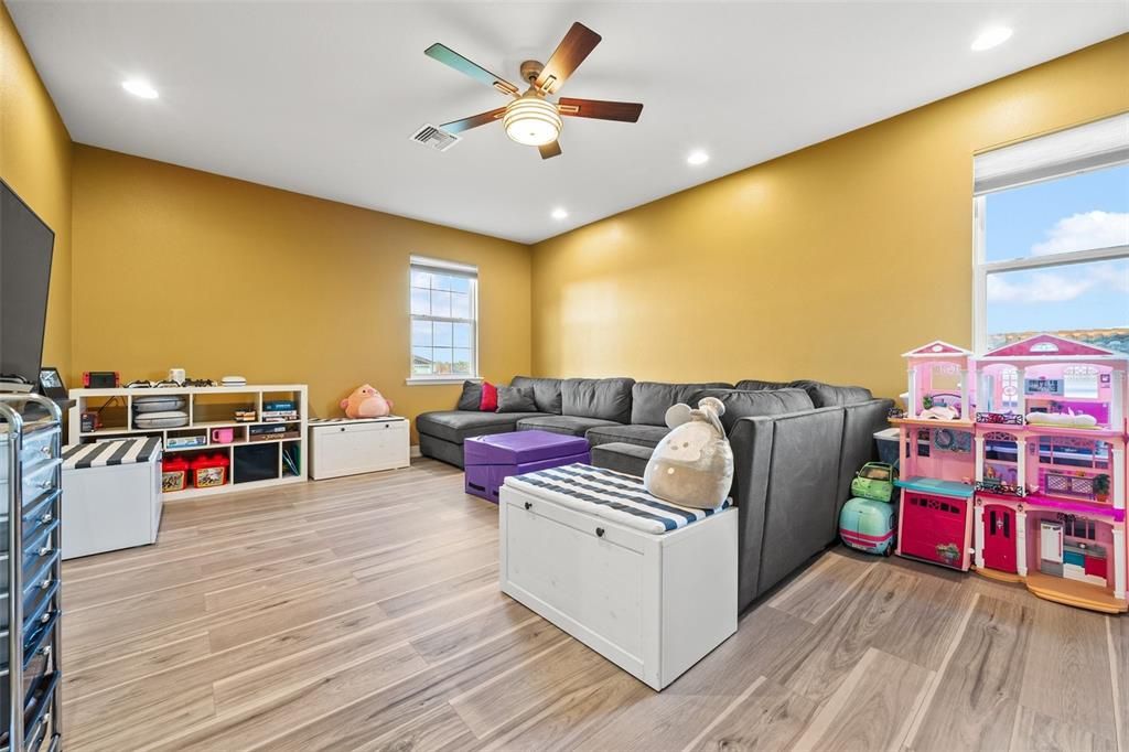 For Rent: $7,500 (4 beds, 4 baths, 4017 Square Feet)