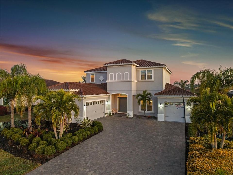 For Rent: $7,500 (4 beds, 4 baths, 4017 Square Feet)