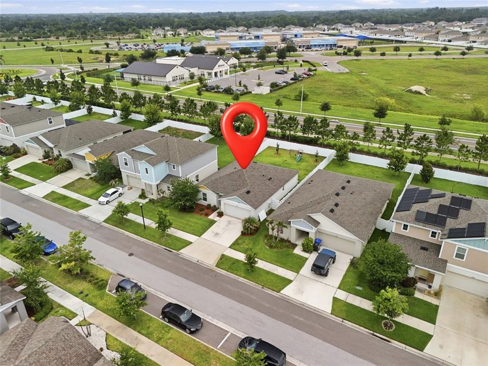 For Sale: $330,000 (3 beds, 2 baths, 1424 Square Feet)