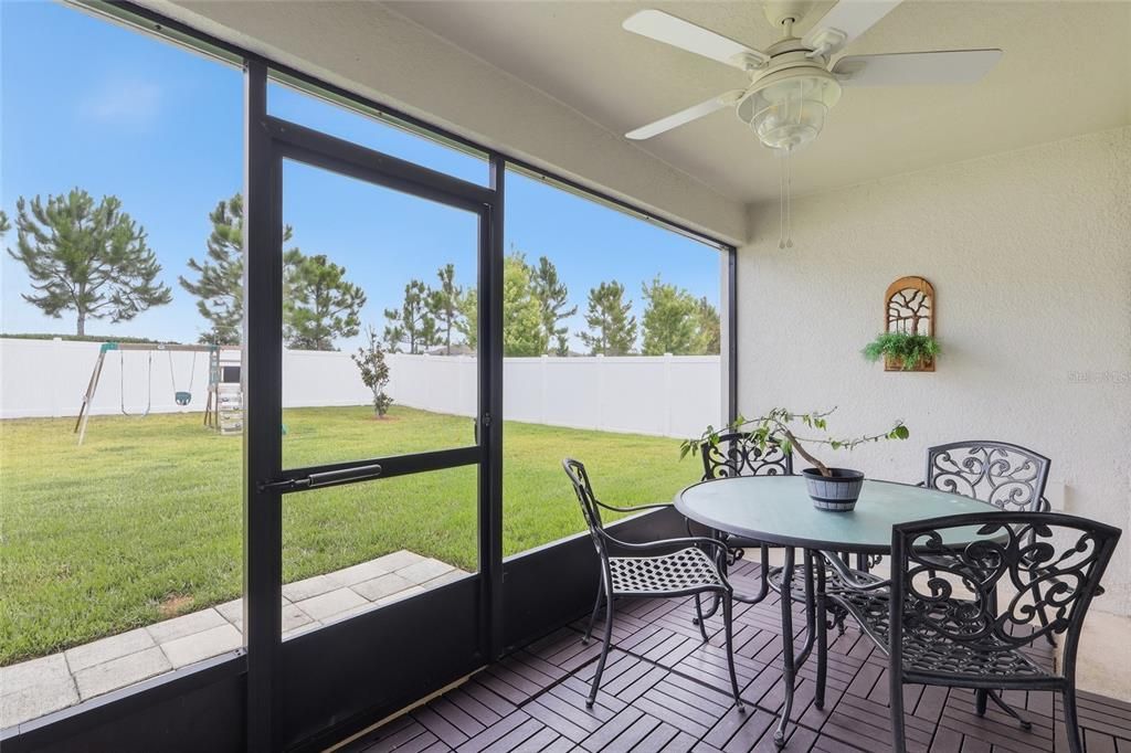 For Sale: $330,000 (3 beds, 2 baths, 1424 Square Feet)