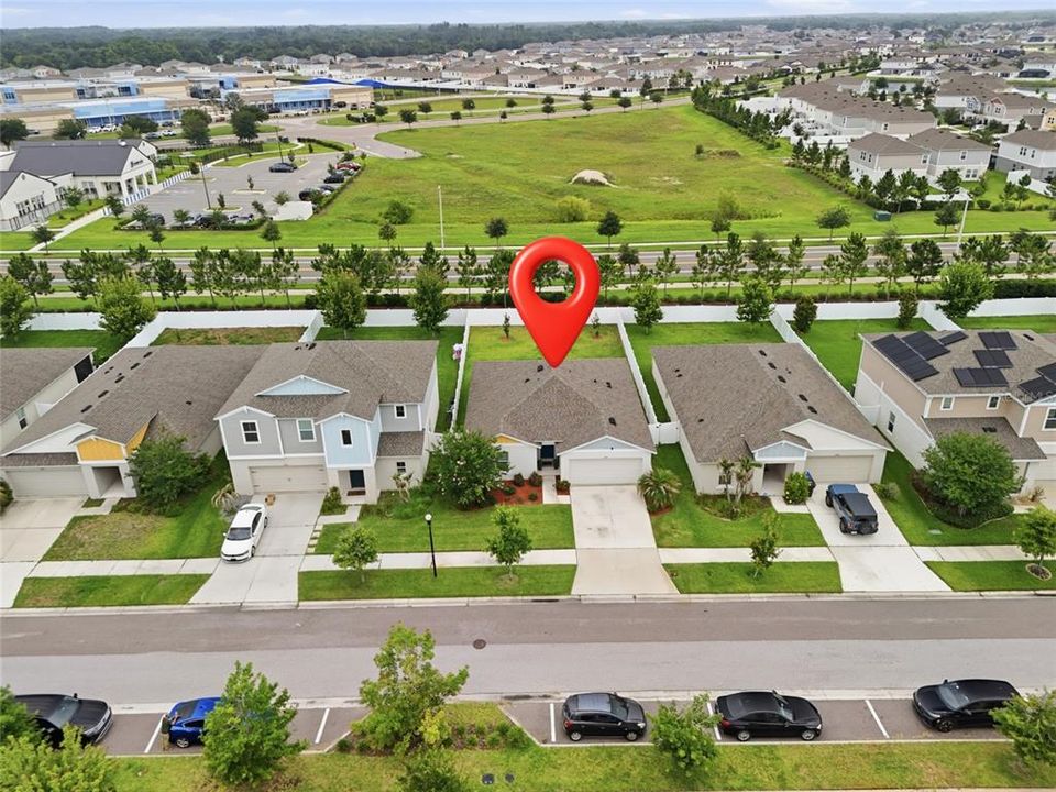 For Sale: $330,000 (3 beds, 2 baths, 1424 Square Feet)