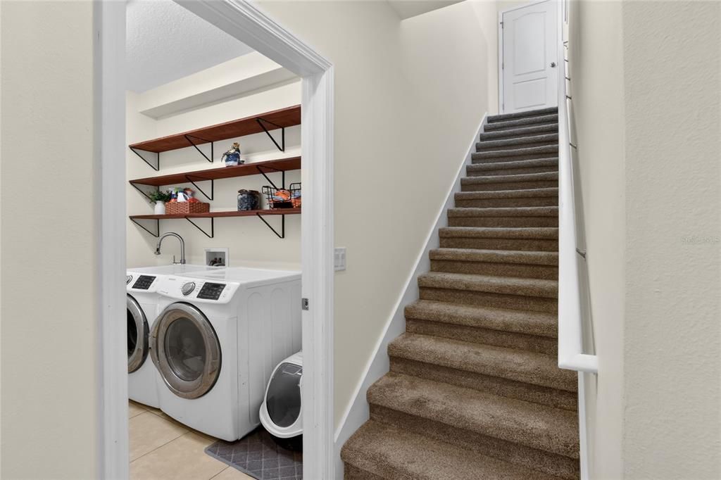 For Sale: $589,000 (4 beds, 3 baths, 3200 Square Feet)