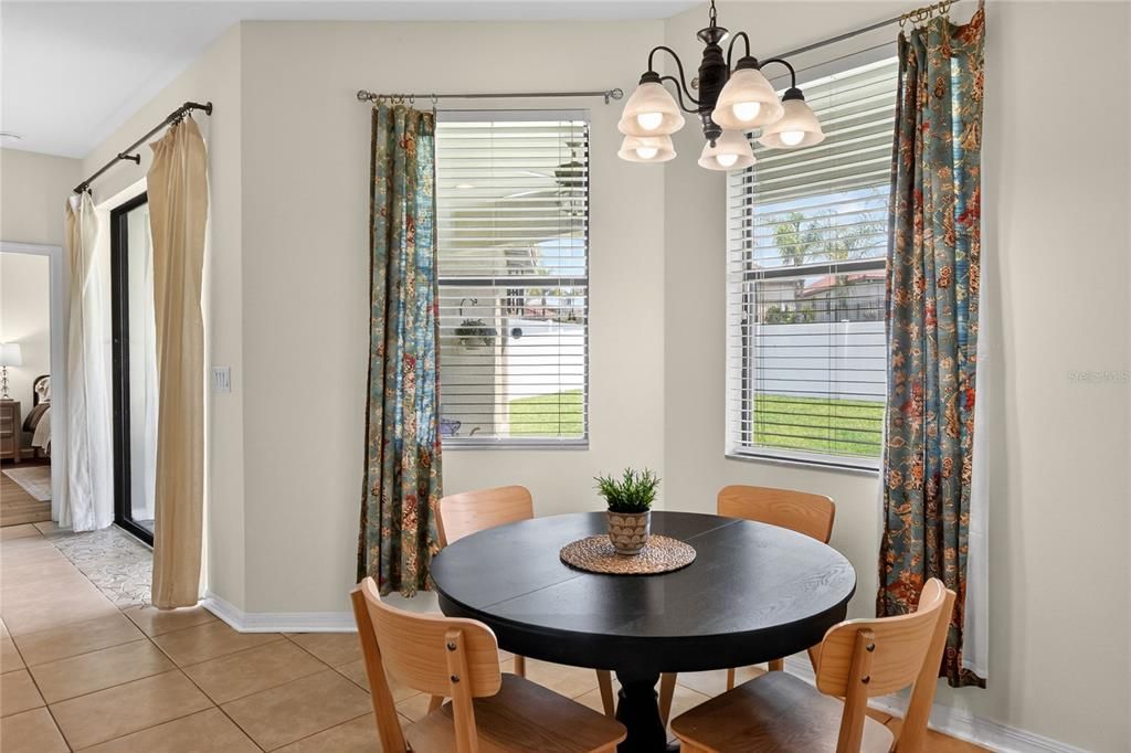 For Sale: $589,000 (4 beds, 3 baths, 3200 Square Feet)