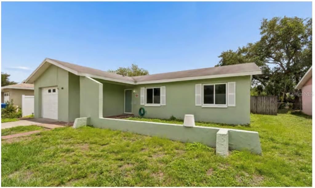 For Sale: $380,000 (3 beds, 2 baths, 1054 Square Feet)