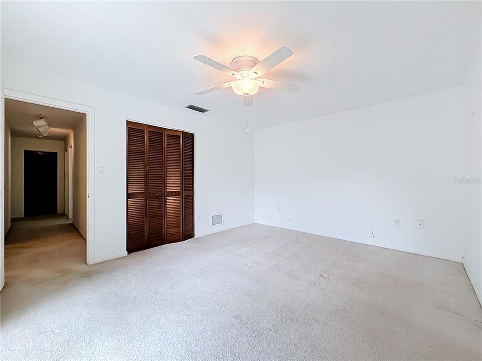 En Venta: $275,000 (3 camas, 2 baños, 1616 Pies cuadrados)