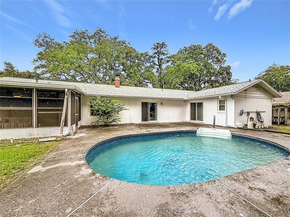 En Venta: $275,000 (3 camas, 2 baños, 1616 Pies cuadrados)