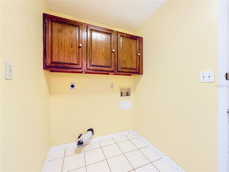 En Venta: $275,000 (3 camas, 2 baños, 1616 Pies cuadrados)