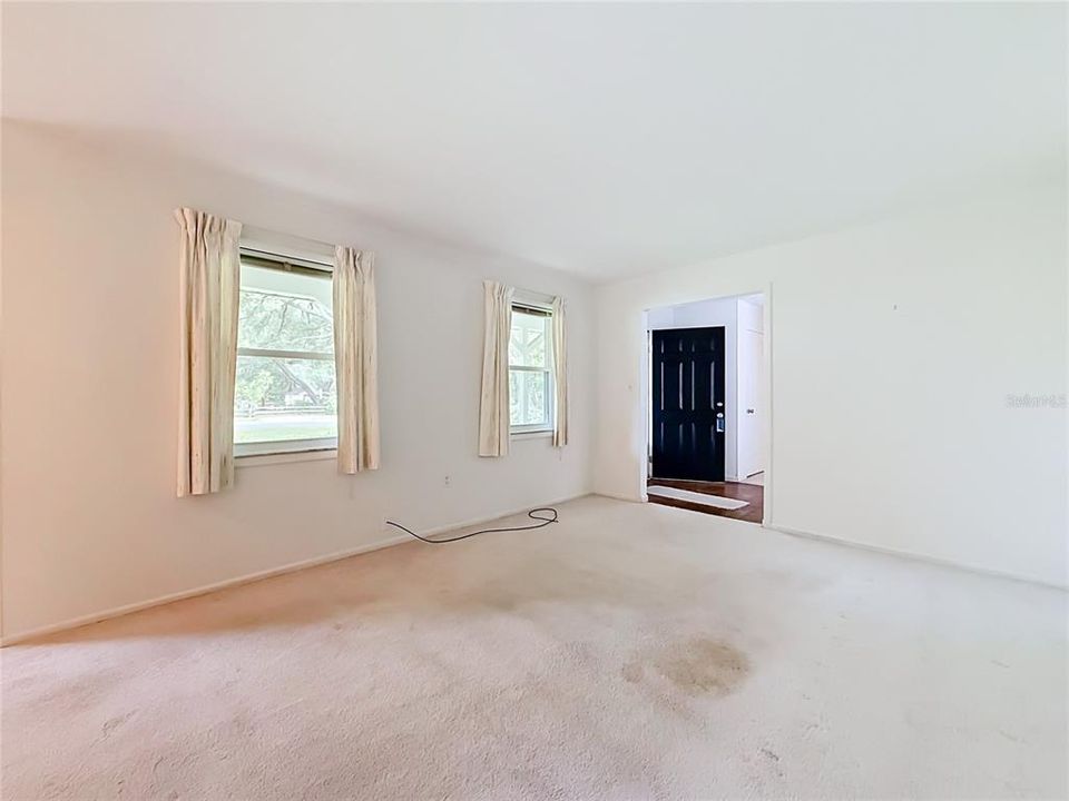 En Venta: $275,000 (3 camas, 2 baños, 1616 Pies cuadrados)