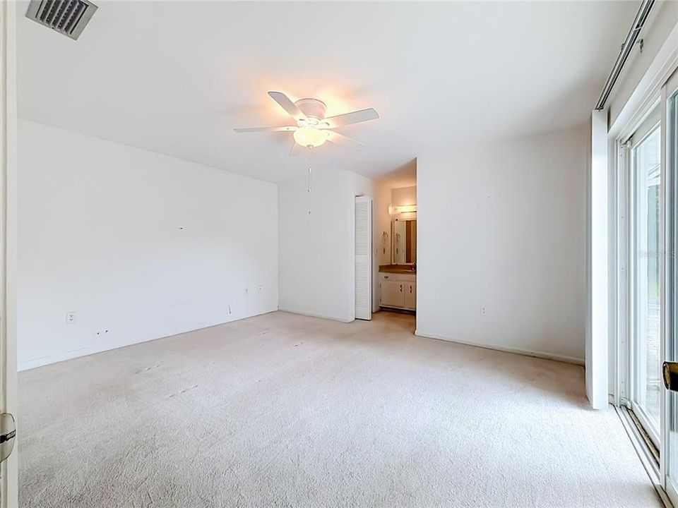 En Venta: $275,000 (3 camas, 2 baños, 1616 Pies cuadrados)