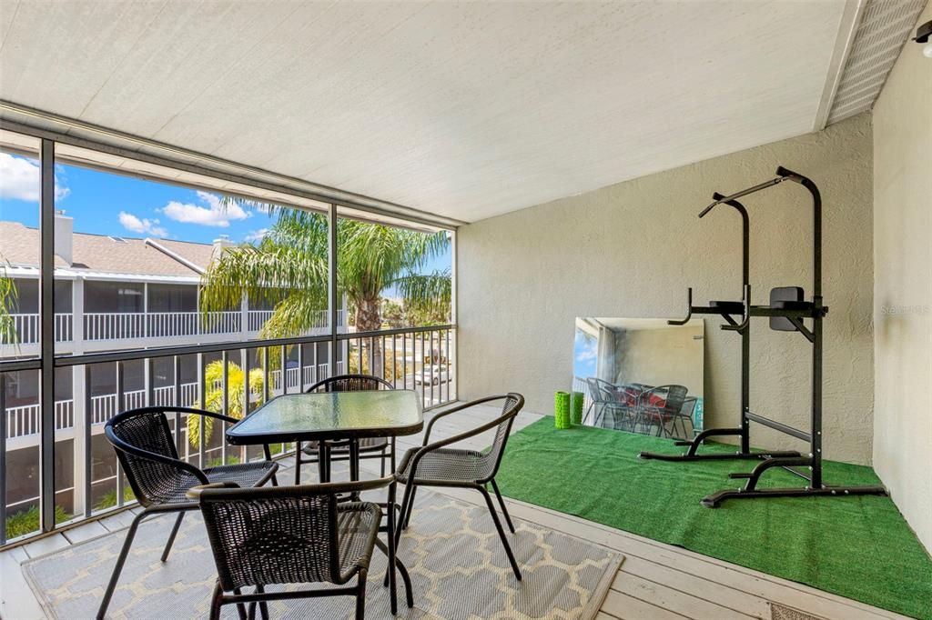 For Sale: $474,500 (2 beds, 2 baths, 1600 Square Feet)